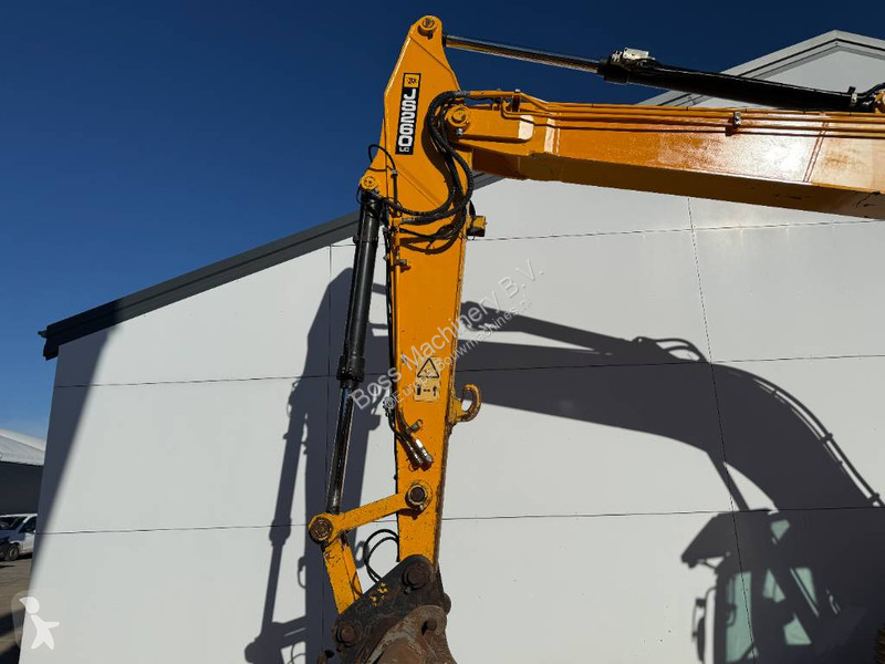 جرافة JCB - Hammer Lines / Heated Seat