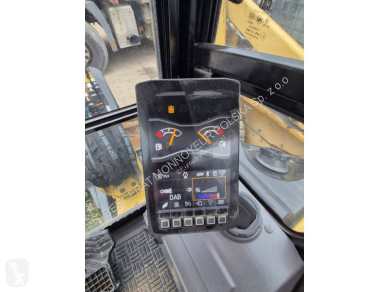 Багер Caterpillar 302.7-07CR