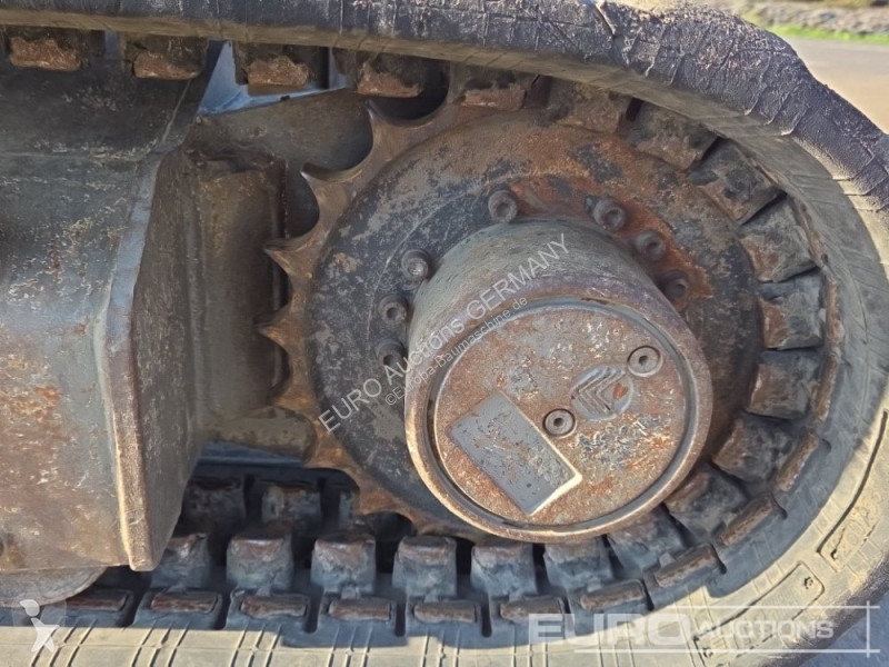 جرافة Yanmar ViO25-4