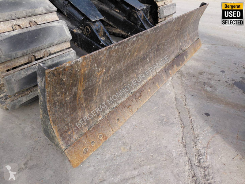 Багер Caterpillar