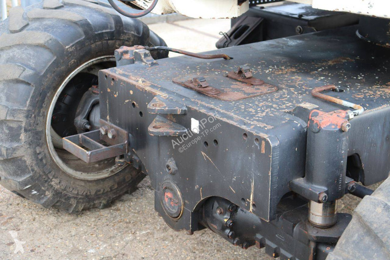 جرافة Schaeff TW85