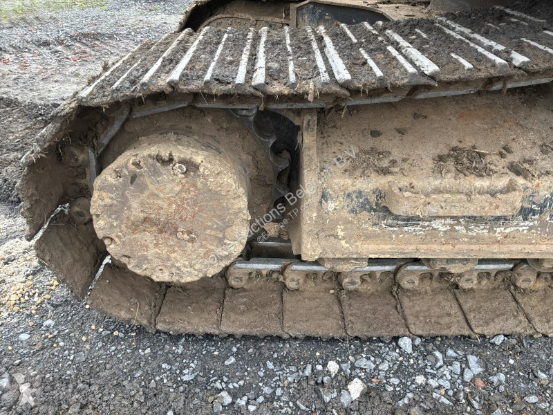 Excavator Hitachi ZX160 LC3