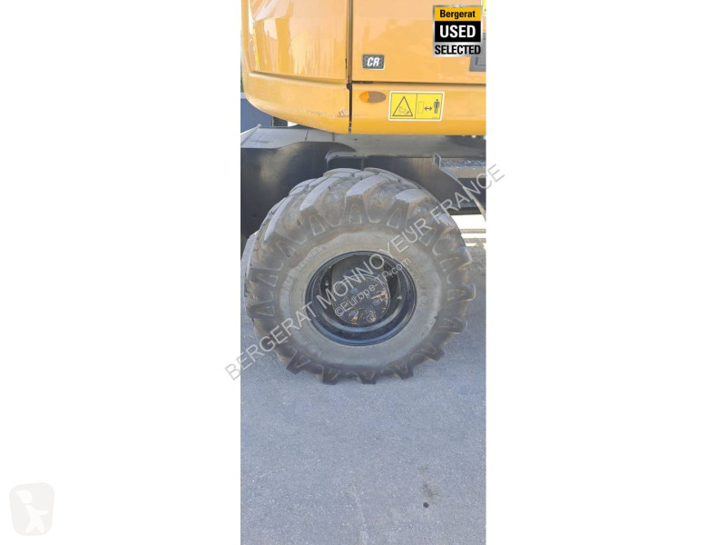 Багер Caterpillar
