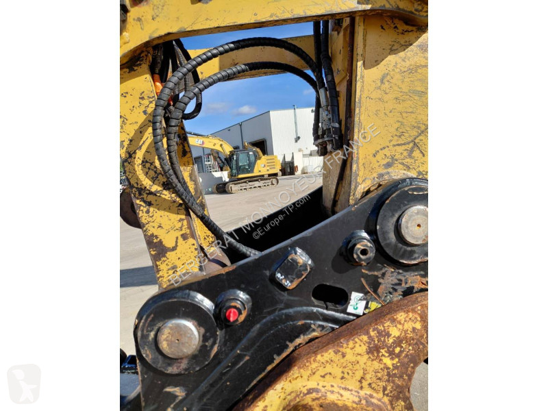Pelle Caterpillar 318E