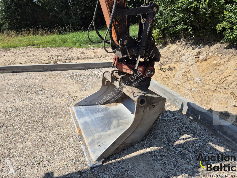 Багер Doosan W5