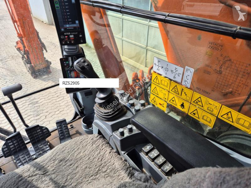 Graafmachine Hitachi 7