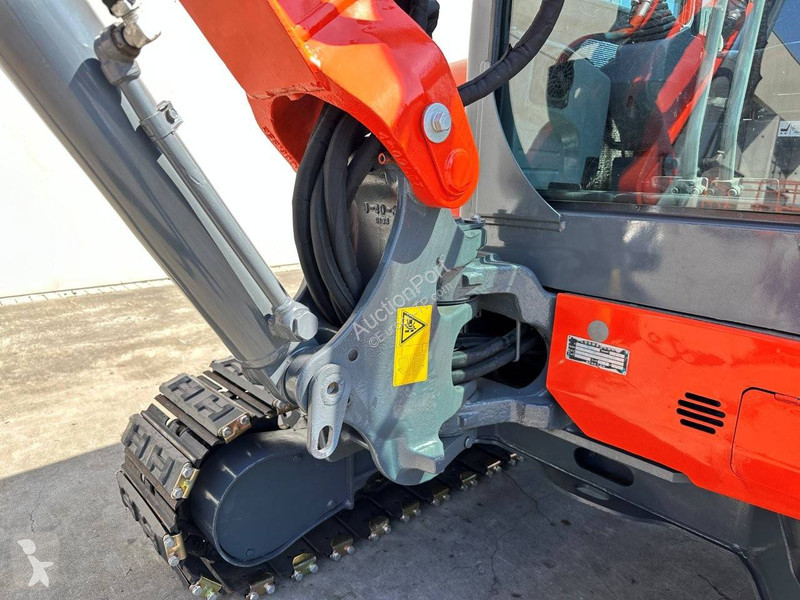 Escavadora Kubota KX155-3SZ