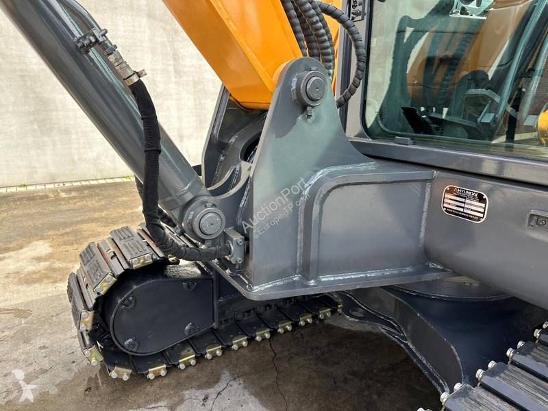 Escavadora Hyundai HX55