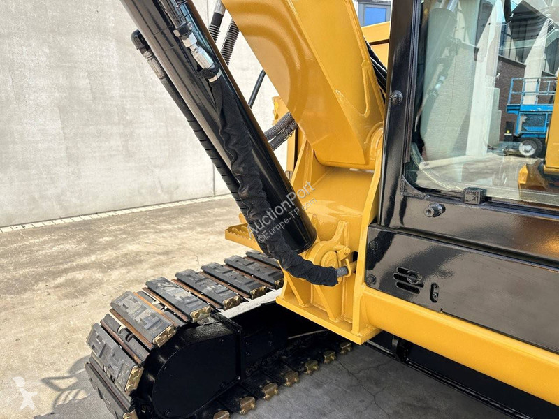 Escavadora Caterpillar .5E2