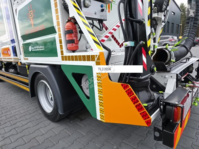Camion Mitsubishi CANTER odkurzacz koparka...