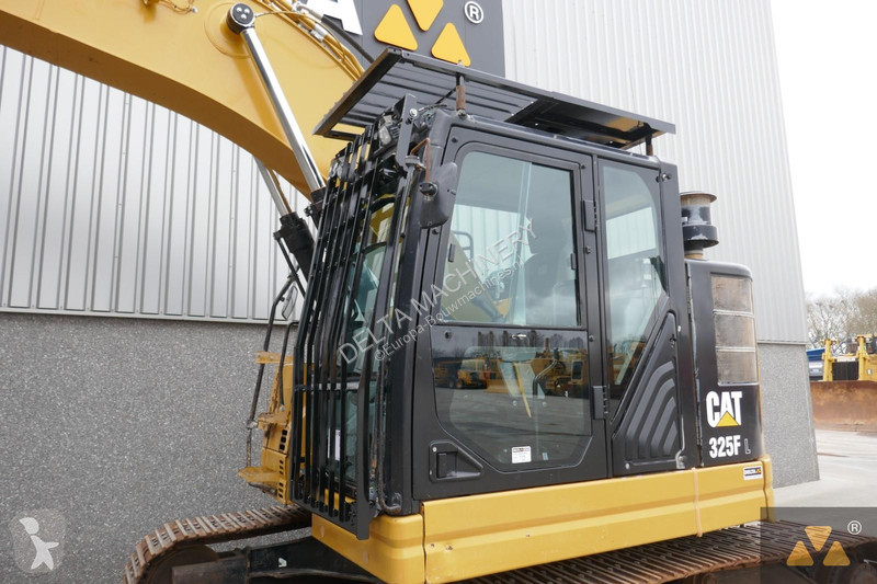 Excavator Caterpillar 325F LCR