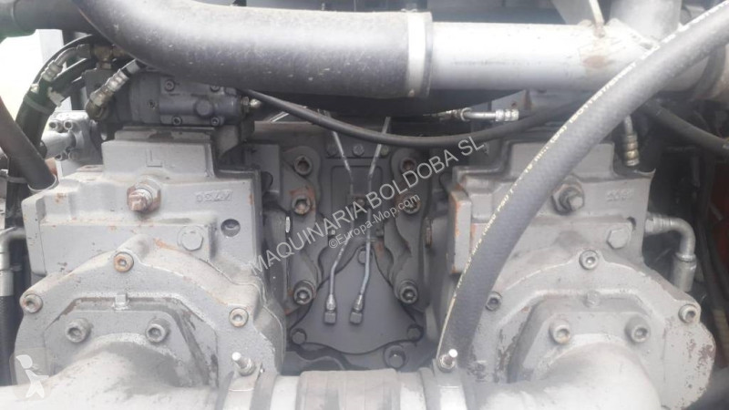 Escavadora Hitachi 1200-5 D
