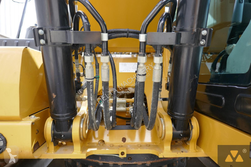 Escavatore Caterpillar