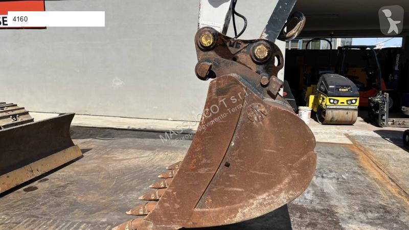 Escavadora Kobelco SK260SR-3