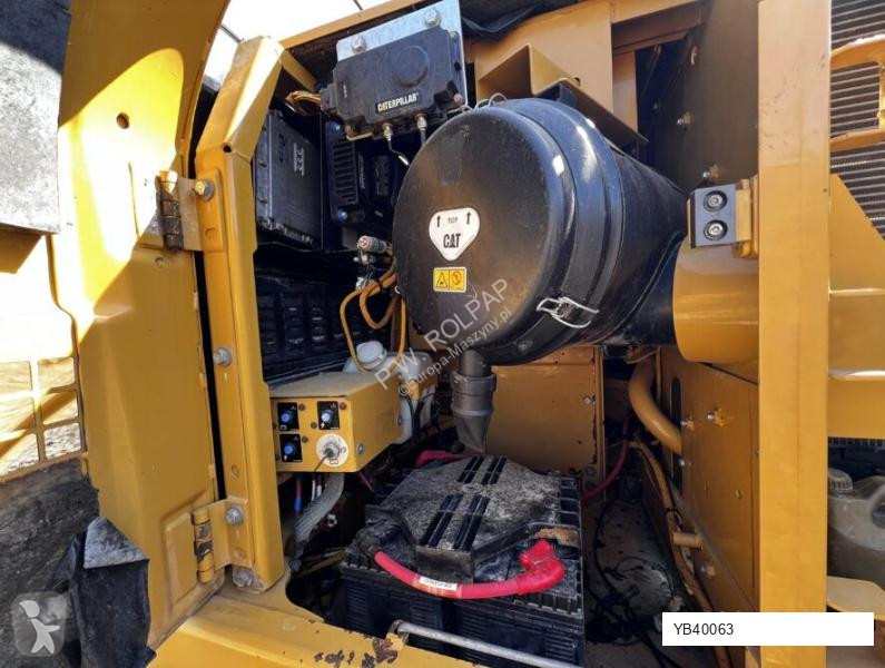 Escavatore Caterpillar CAT video
