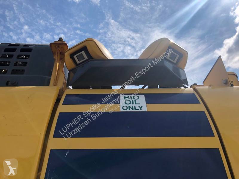 Excavator Komatsu PC210LC-11