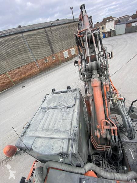 Graafmachine Hitachi 135US-7