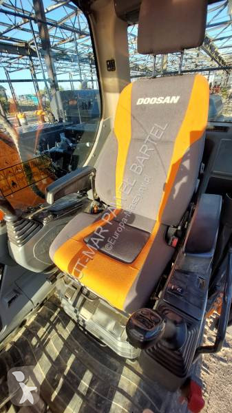 Escavatore Doosan DX140LC-5