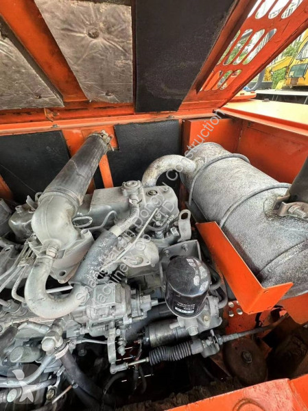 Escavadora Hitachi