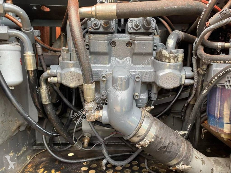 Excavadora Hitachi