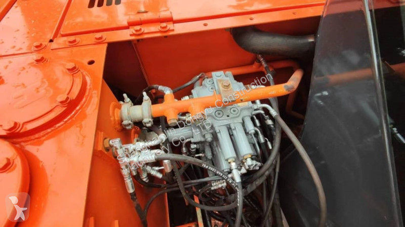 Excavadora Hitachi