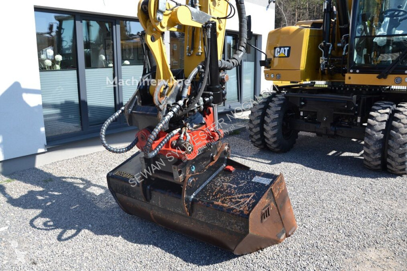 Excavator Caterpillar F ROTOTIL R5