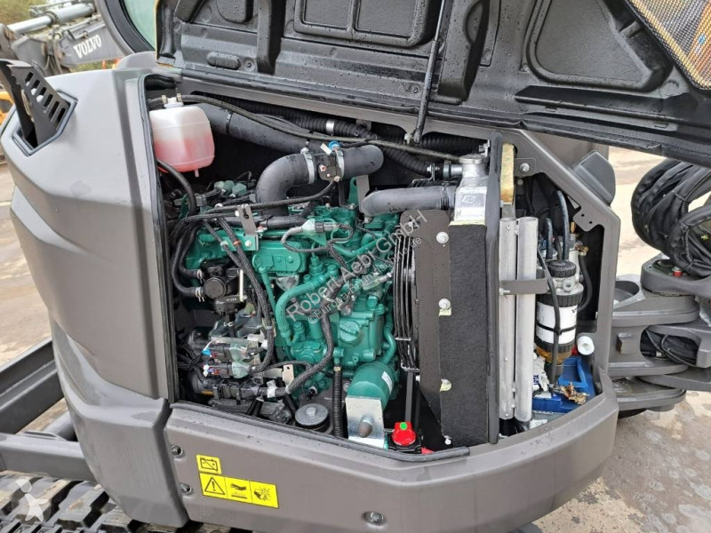 Lopatový nakládač Volvo ECR50F