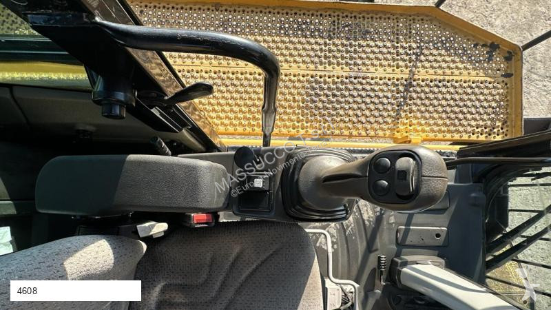 Escavatore Caterpillar D 4X4