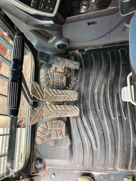 Escavatore Hyundai  HX520L