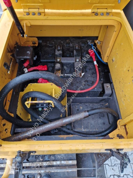 Excavadora Volvo L