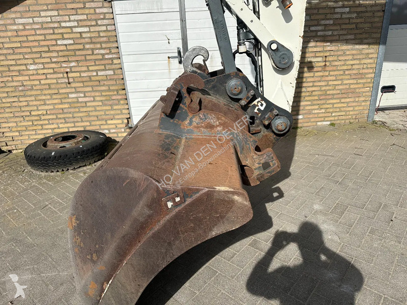 Excavator Liebherr A
