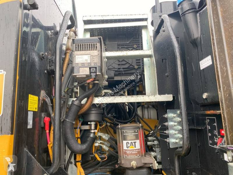 Escavatore Caterpillar F