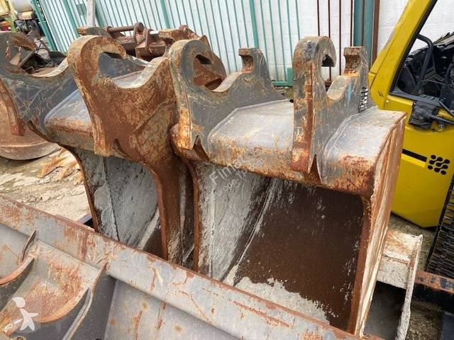 Escavadora Mecalac