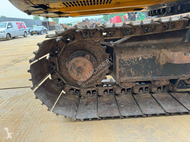 Excavator JCB JS220 Semi Long Reach - 10 meter