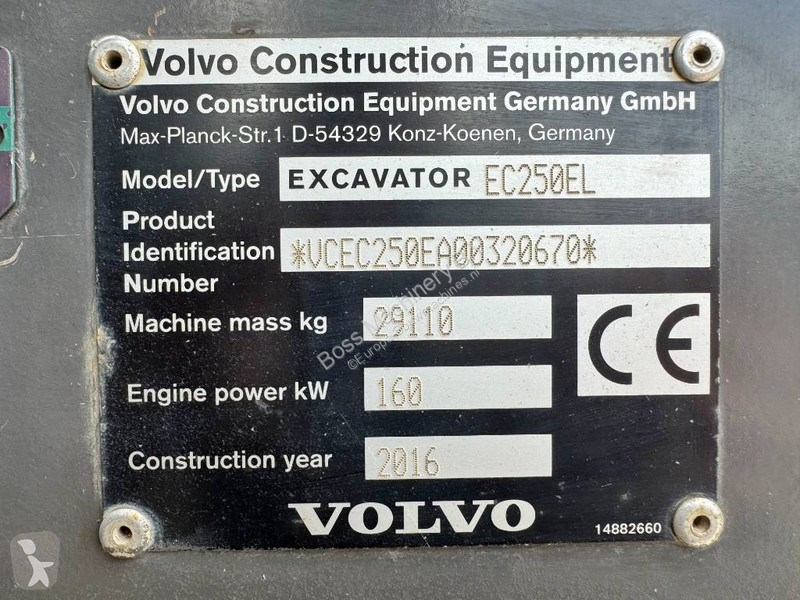 Graafmachine Volvo EC250EL - Hamer Lines /...