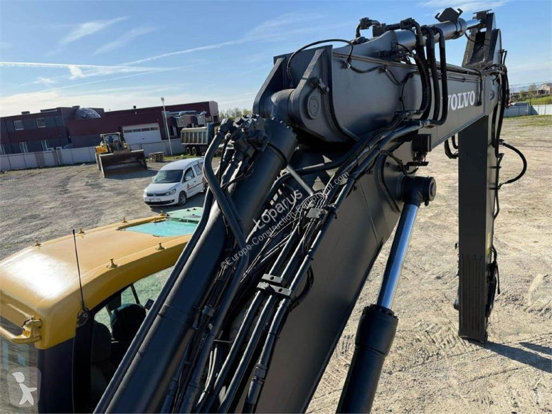 Excavadora Volvo DNL Cabin Lift