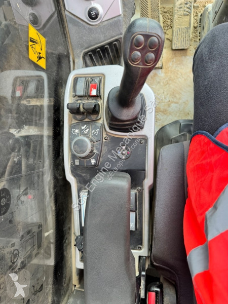 Excavator Mecalac