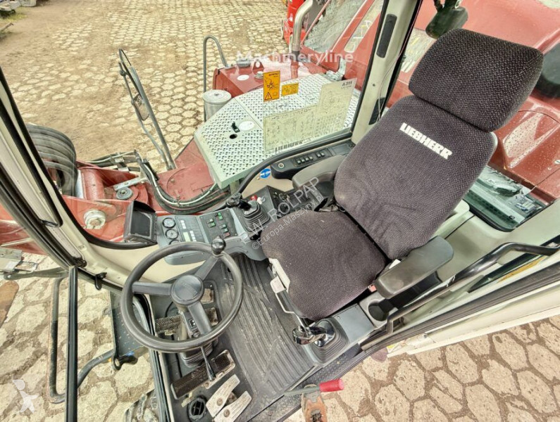 Escavadora Liebherr A311