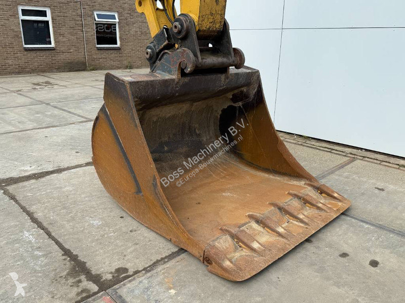 Escavadora Caterpillar - German Machine / Rear...