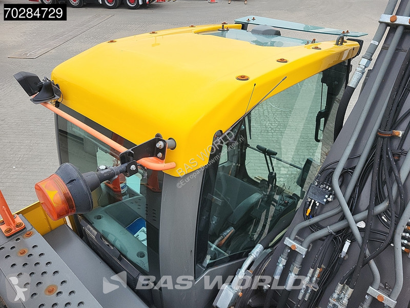 Escavadora Volvo EC200 E L