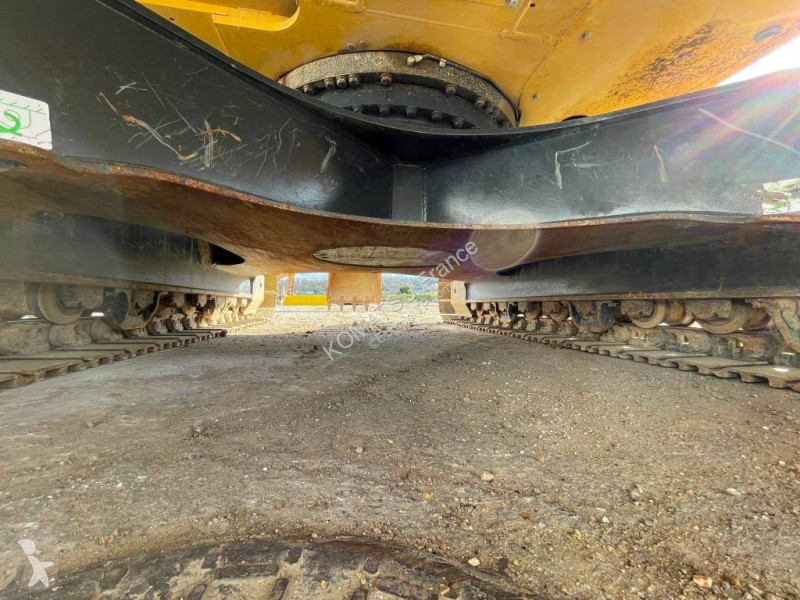 Escavatore Komatsu LC-11E0