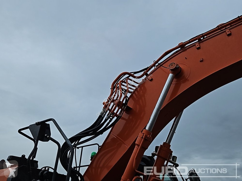 Excavadora Hitachi -6