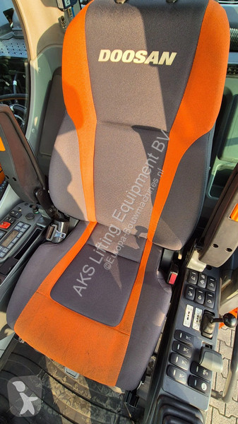Excavator Doosan 170W-5