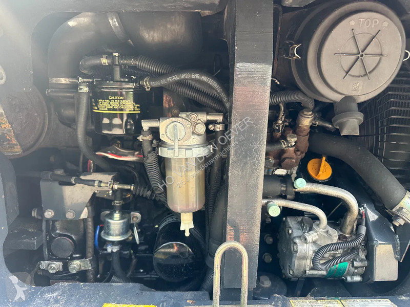 Escavadora Hitachi CLR