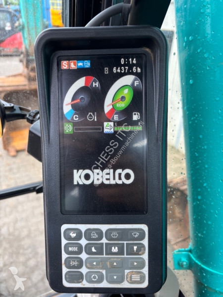 Escavadora Kobelco LC-10