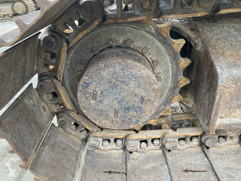 Excavator Caterpillar CAT C 17136 HOURS