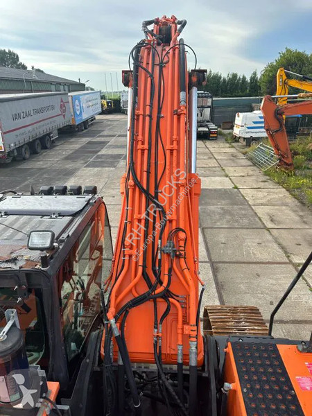 Excavadora Hitachi LC-5B CE