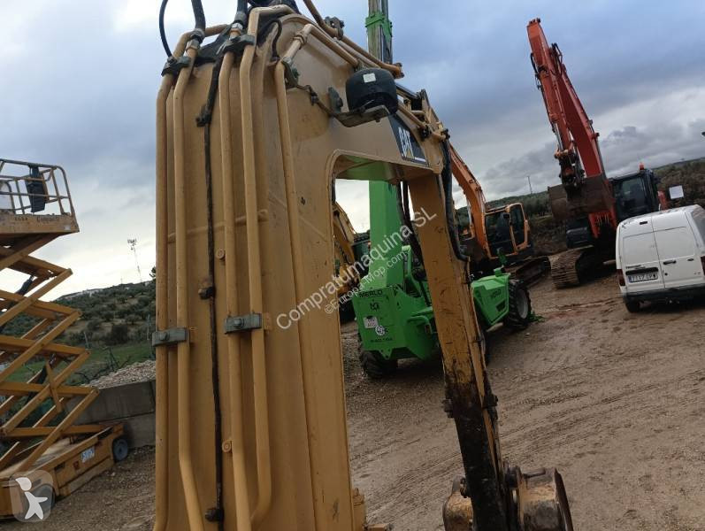 Escavatore Caterpillar