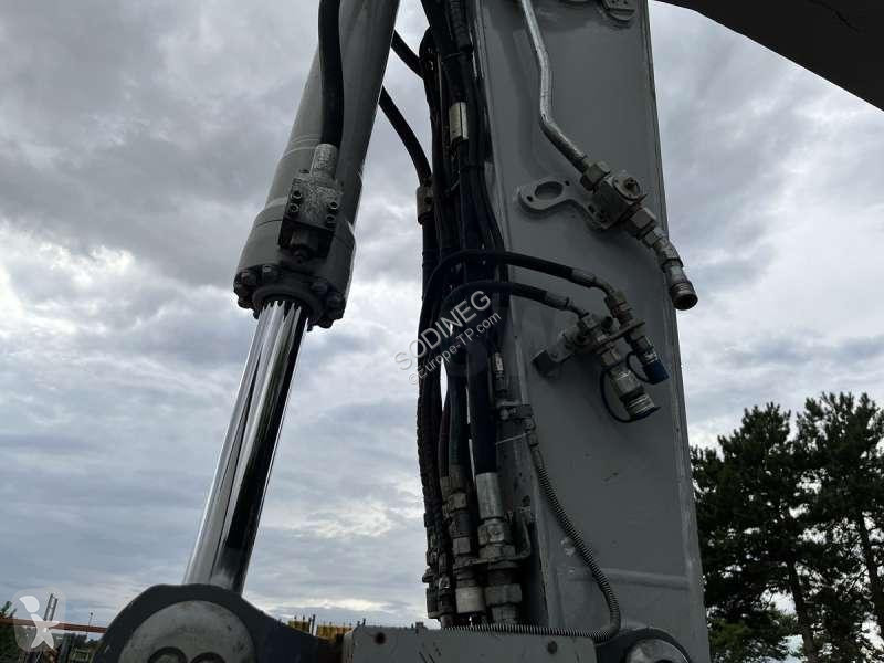 Escavadora Liebherr