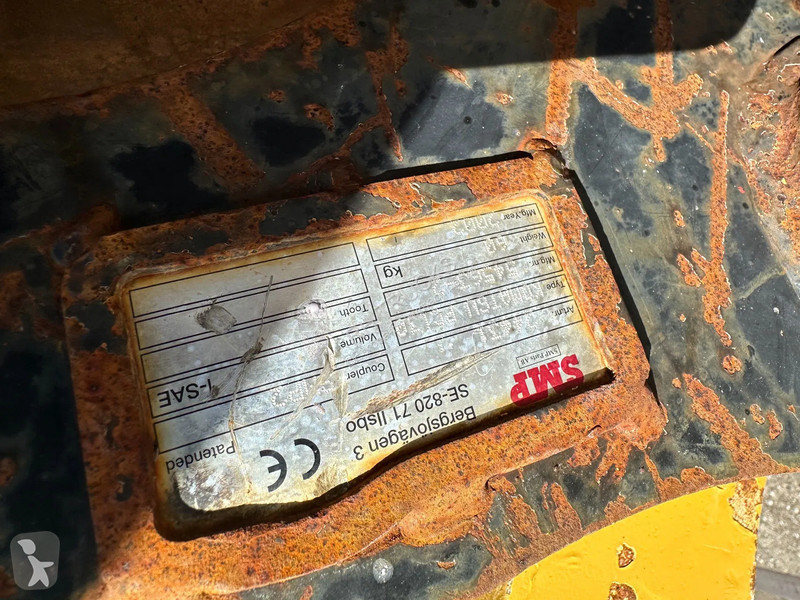 Escavatore Komatsu CE